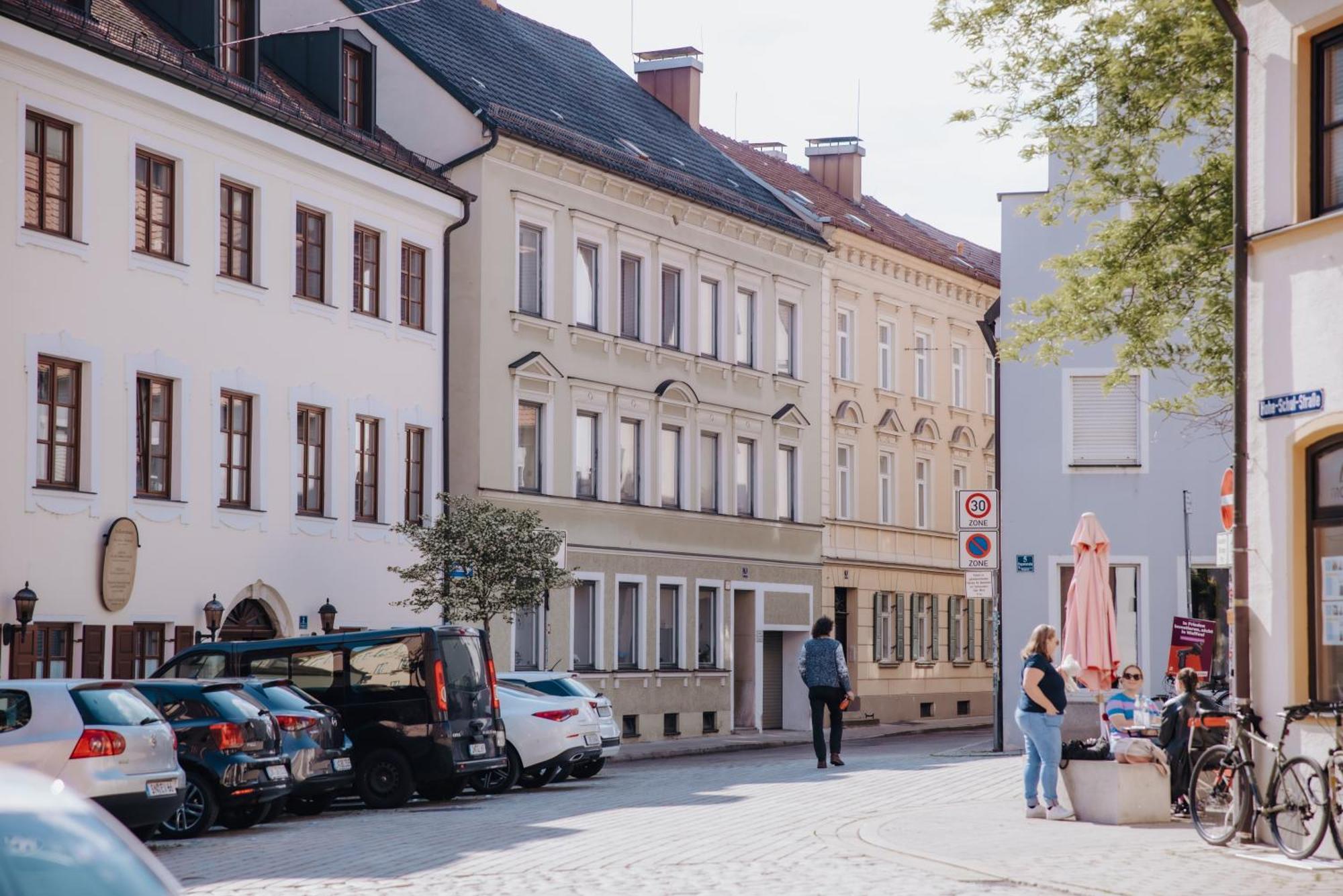 אינגולשטאט Lumen Homes - Altstadt-Studio Direkt Im Zentrum, Kueche, Netflix, Oeffentlicher Parkplatz Ums Eck מראה חיצוני תמונה